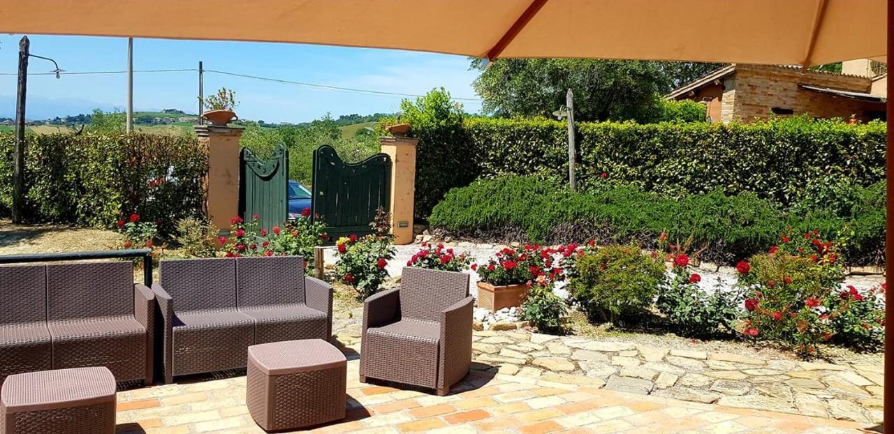 Agriturismo Fiore Di Campo Fermo Luaran gambar